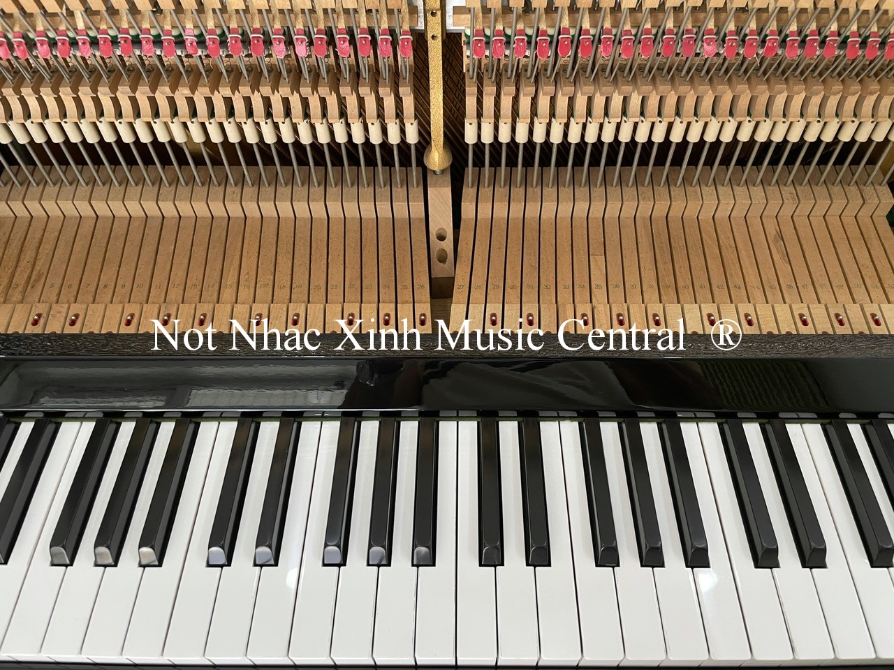 Đàn piano cơ Yamaha UX serial 31xxxxx