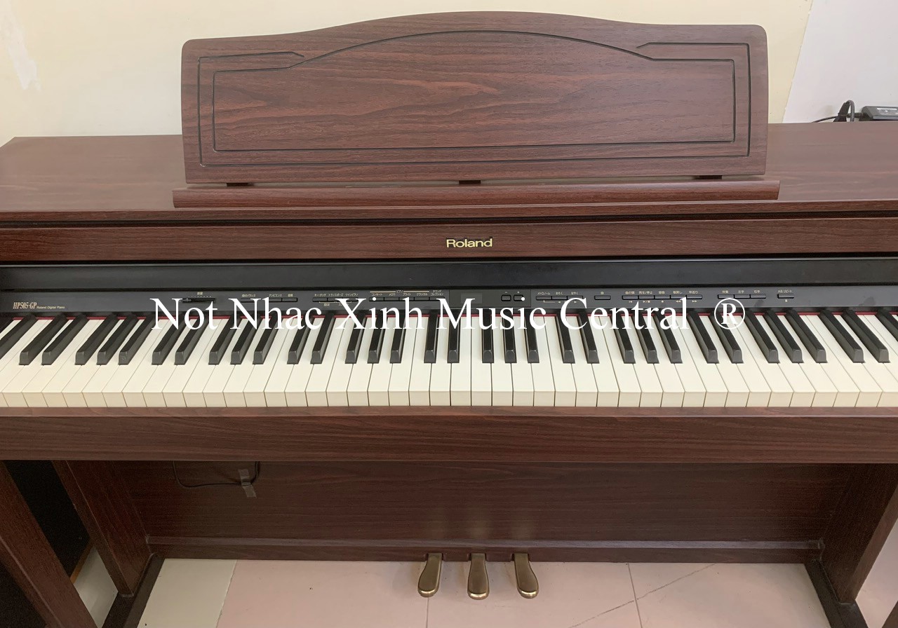 Đàn piano điện tử Roland HP-505