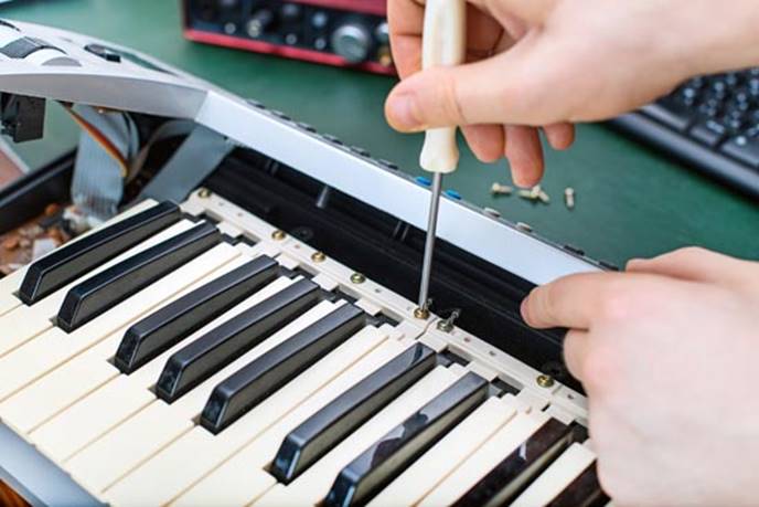 Hướng dẫn sửa chữa những lỗi thường gặp ở đàn piano điện.