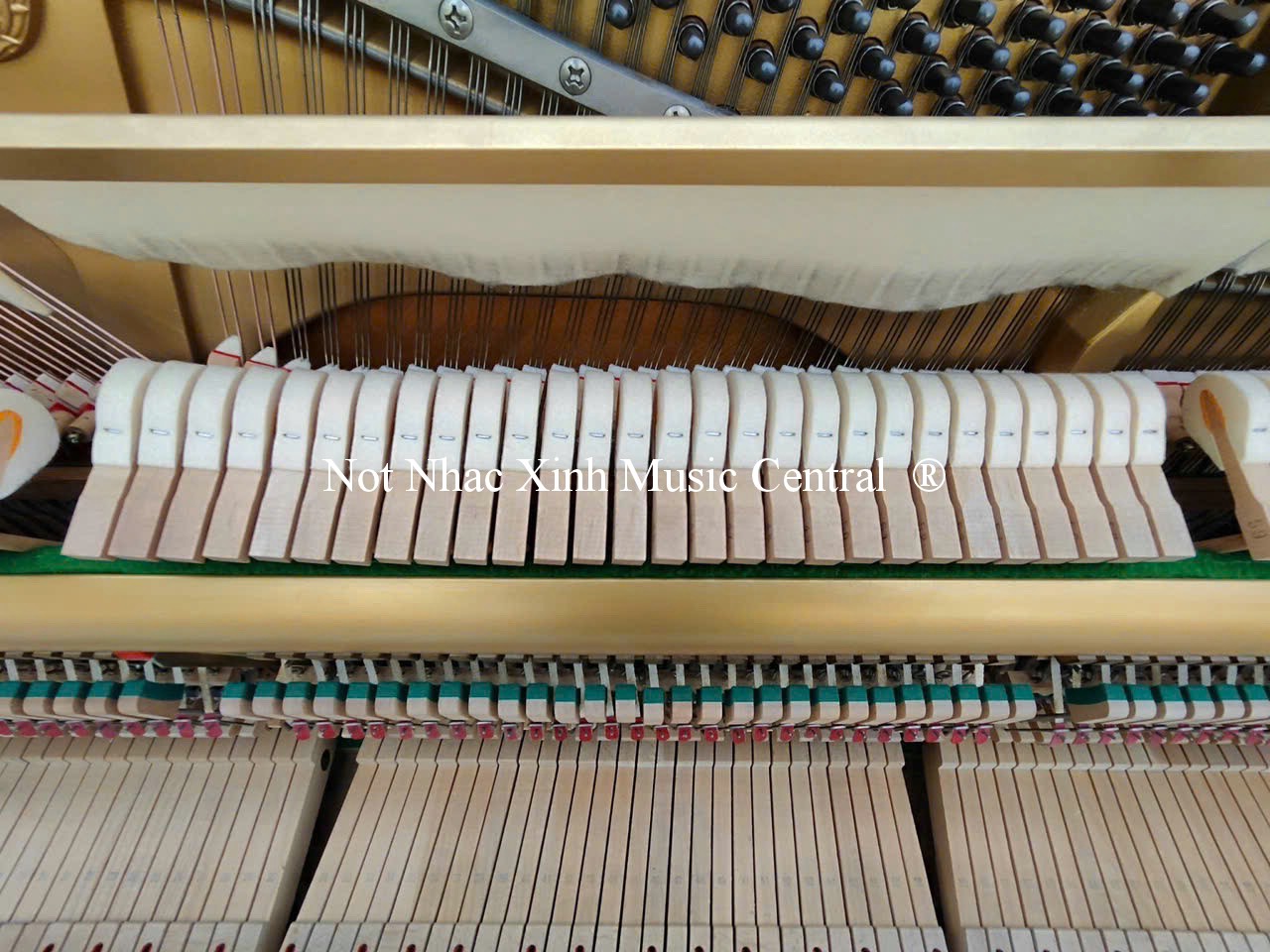 Đàn piano cơ Yamaha U1A seri 4xx