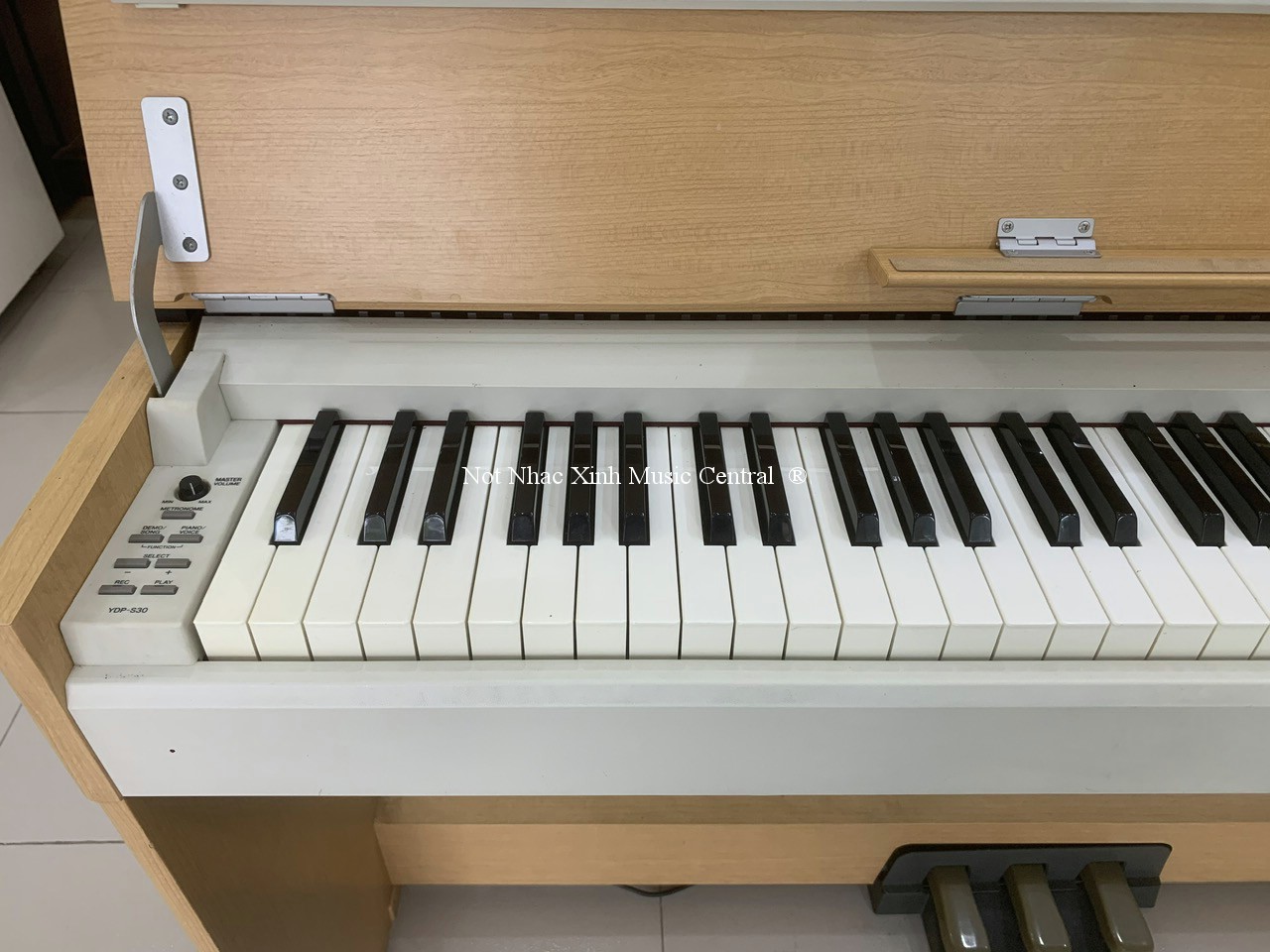 Đàn piano điện tử Yamaha YDP-S30